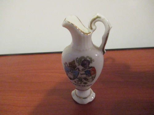 Crested china bud ewer - crested, bexhill